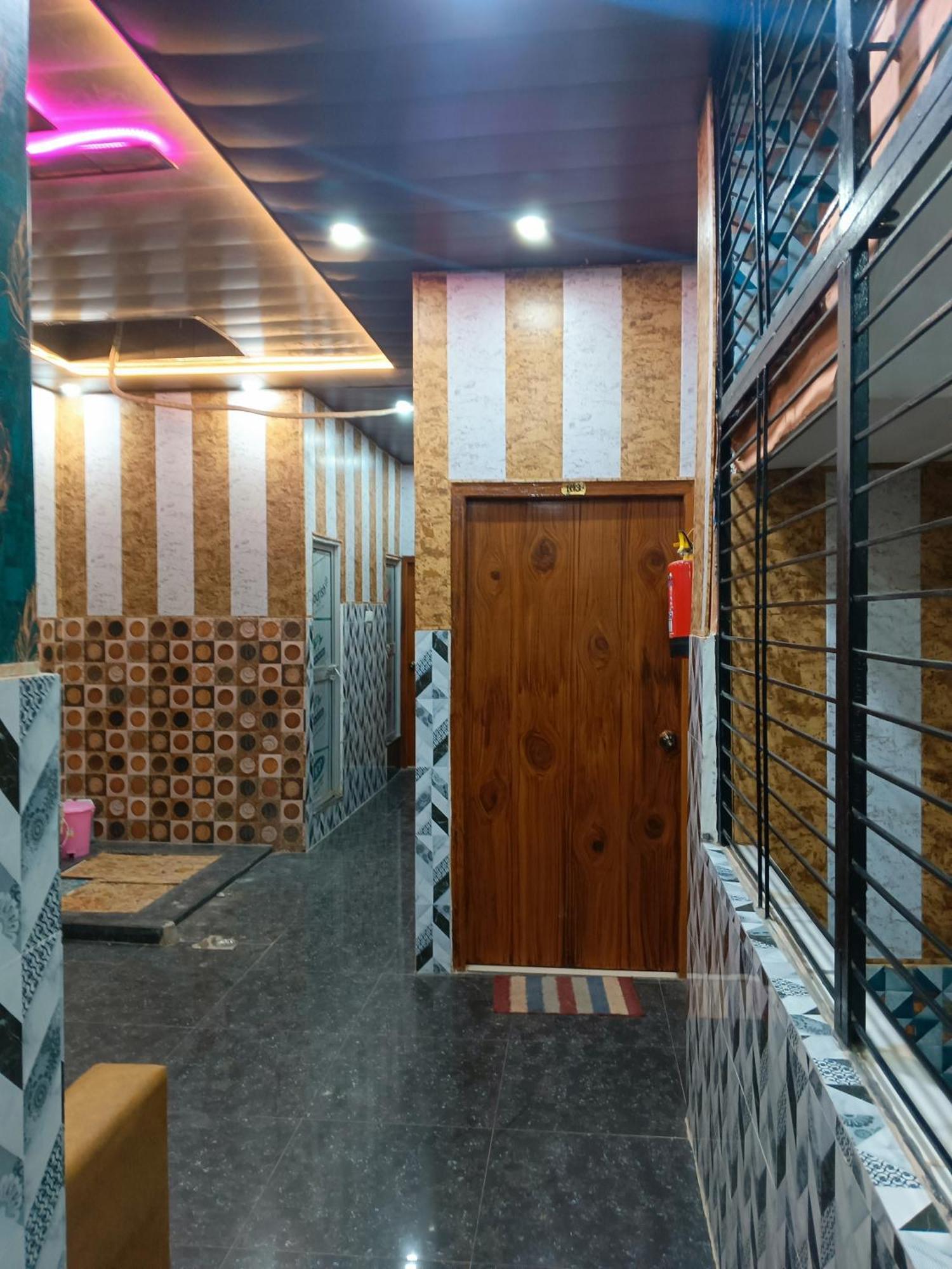 La Ayodhya Residency Otel Dış mekan fotoğraf