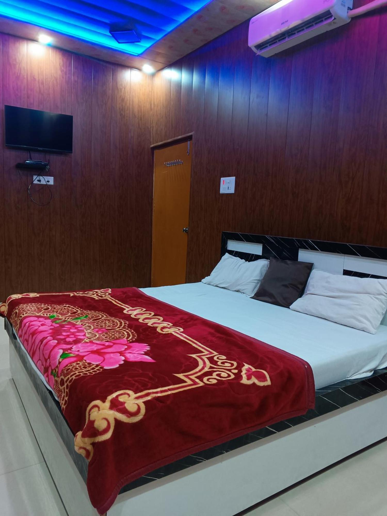 La Ayodhya Residency Otel Dış mekan fotoğraf
