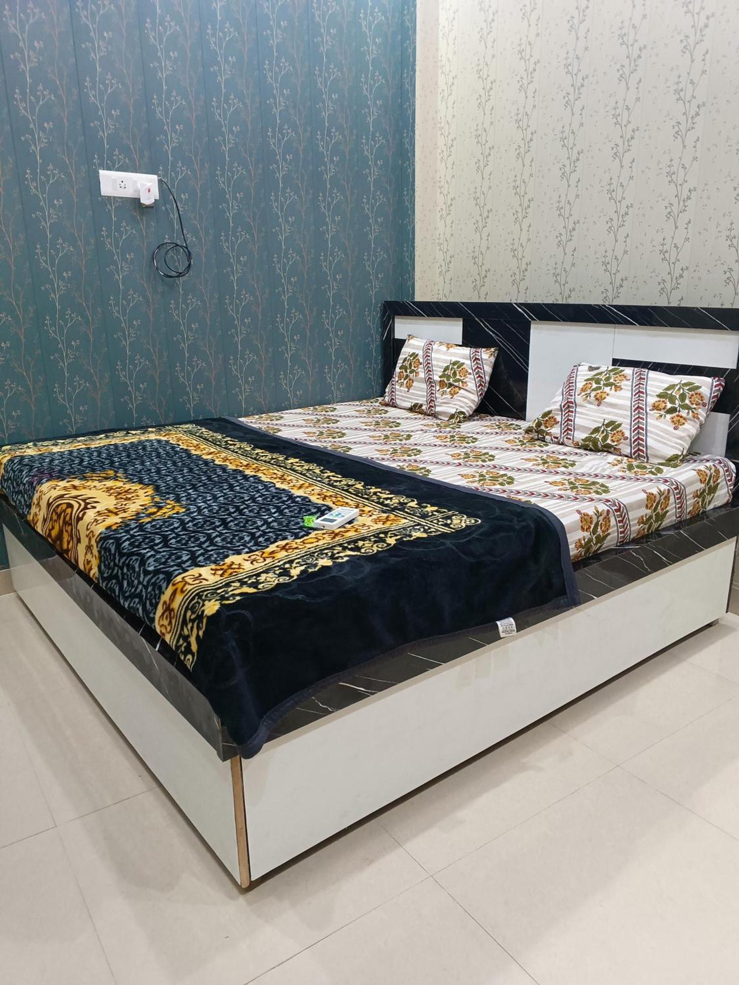 La Ayodhya Residency Otel Dış mekan fotoğraf