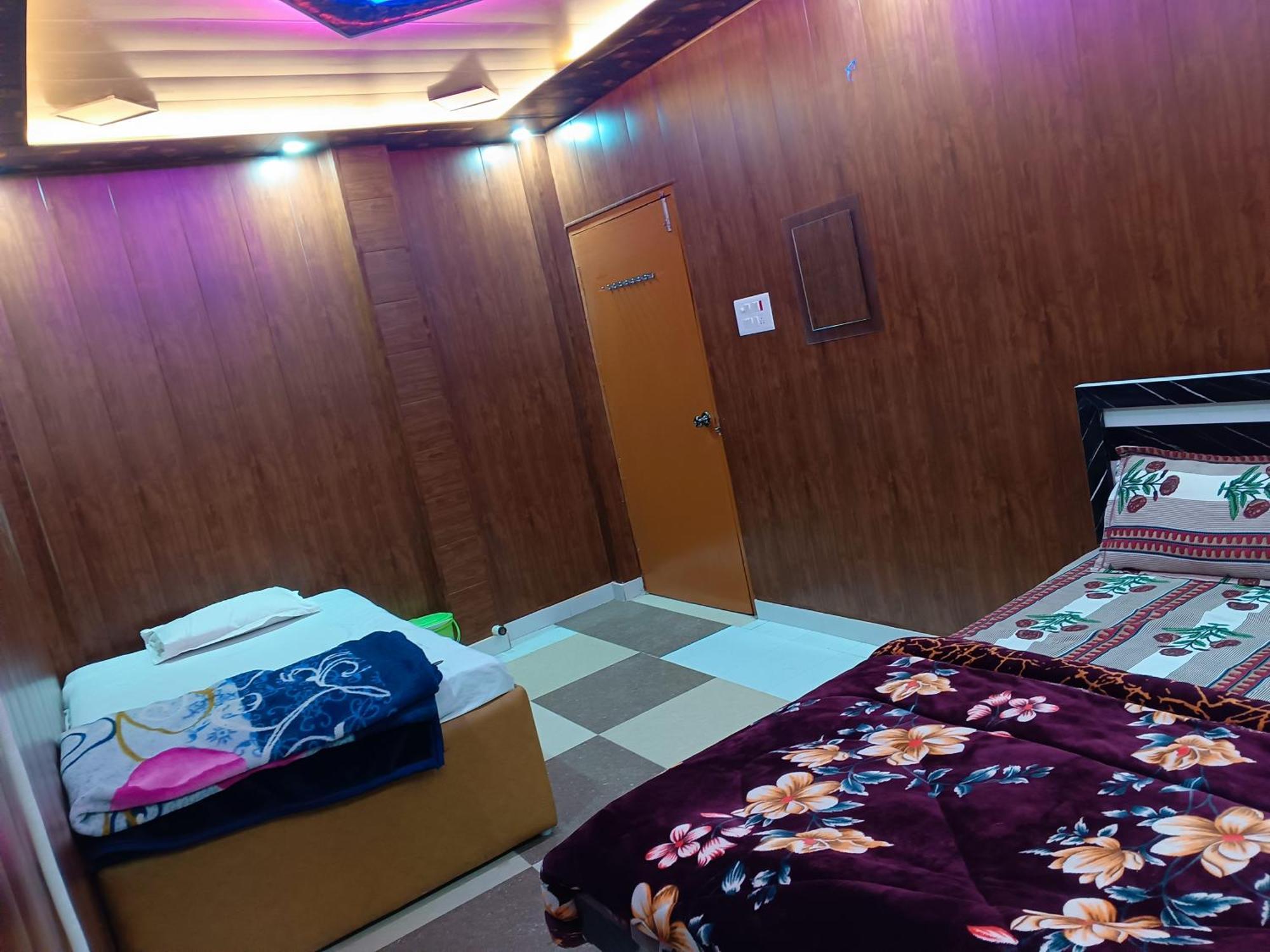 La Ayodhya Residency Otel Dış mekan fotoğraf